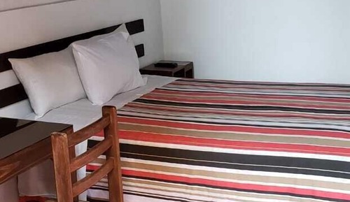 Habitación con 2 camas individuales
