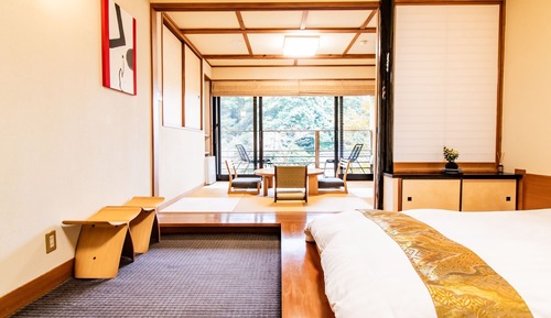 Habitación tradicional, no fumadores, baño compartido (with Tatami Area, for 4 guests)