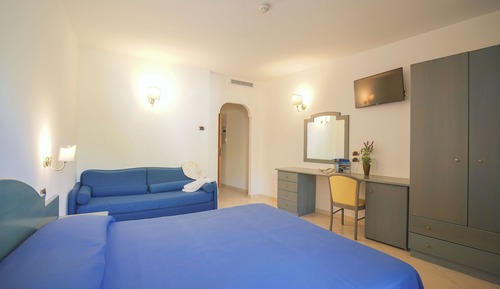 Habitación clásica con 1 cama doble o 2 individuales