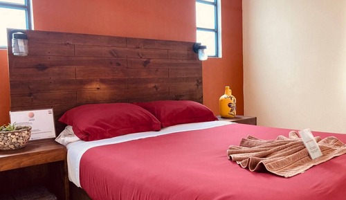 Habitación superior con 1 cama doble o 2 individuales