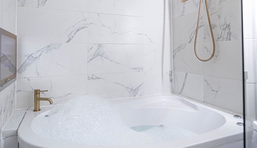 Apartamento Deluxe, bañera de hidromasaje, vistas a la ciudad (Apt 4)