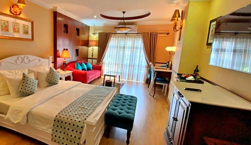Habitación ejecutiva doble, 1 cama de matrimonio, no fumadores, vistas a la ciudad