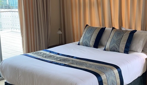 Luxury Suite, 1 Queen Bed with Sofa bed, Balcony, City View