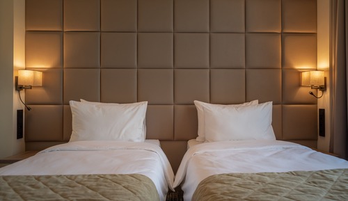 Habitación estándar con 1 cama doble o 2 individuales