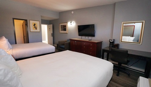 Newly Remodeled Room, 2 Queen Bed, Non-Smoking