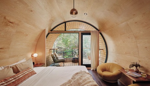 Casa de lujo en un árbol, en la zona del jardín