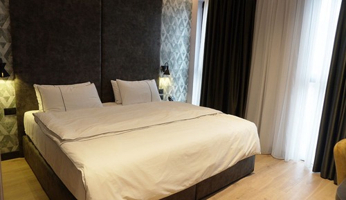 Habitación superior con 1 cama doble o 2 individuales
