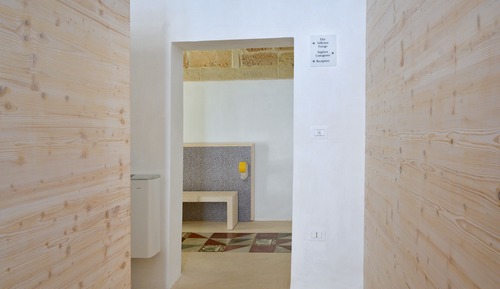 Habitación Confort doble, 1 cama de matrimonio grande, baño privado, vistas al jardín
