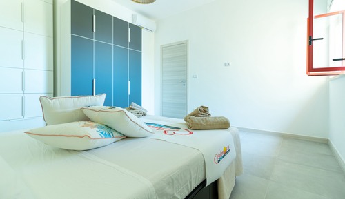 Apartamento Confort, 1 habitación, balcón, vistas al mar