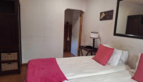 Habitación económica con 2 camas individuales