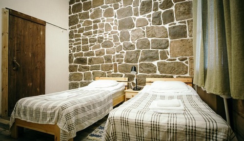 Habitación con 2 camas individuales