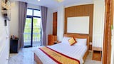 Deluxe Room, 1 Queen Bed