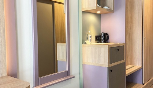 Habitación superior con 1 cama doble o 2 individuales