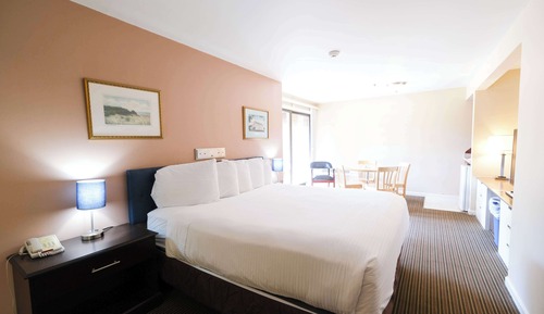 Main Inn King