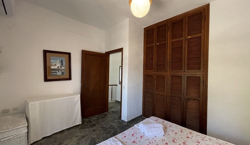 Casa, 2 habitaciones, balcón, vistas al jardín