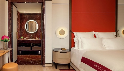 Habitación Deluxe, 1 cama de matrimonio grande, vistas a la ciudad