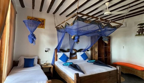 Villa superior, bañera, vistas al mar