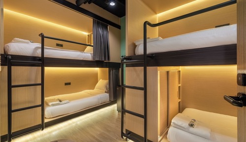Habitación cuádruple básica