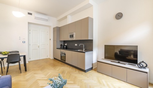 Apartamento, balcón (P4TER)