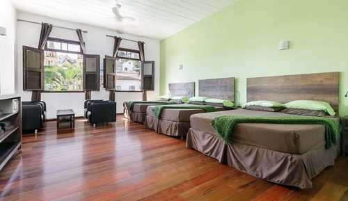 Habitación cuádruple familiar, 1 habitación, 2 baños, vistas a la montaña