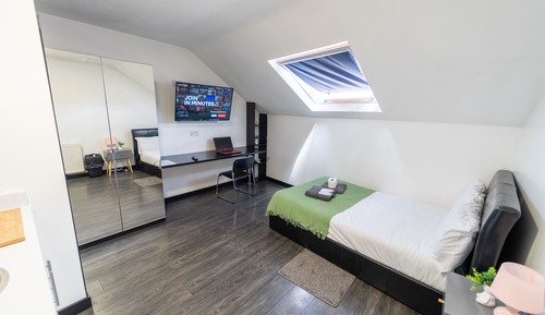 Estudio superior, baño privado (Studio 6)
