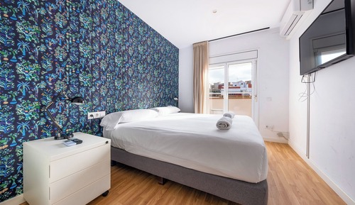 Ático Deluxe, 2 habitaciones, terraza, vistas a la ciudad