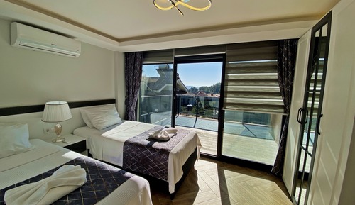 Villa Club