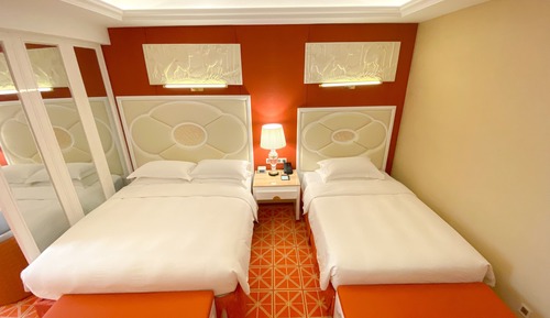 Habitación junior con 2 camas individuales, vistas al mar