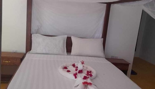 Deluxe Double Room with Balcony and Sea View