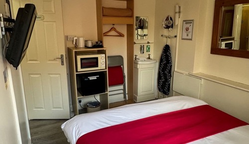 Habitación cuádruple estándar