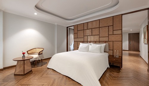 Penthouse Suite