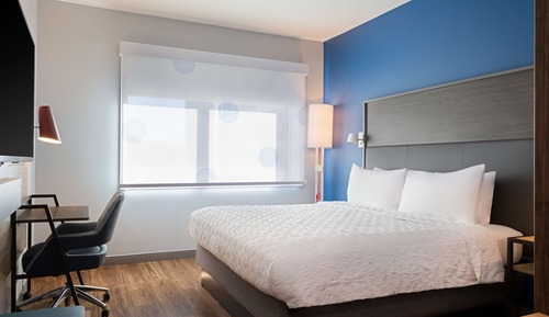 Habitación, 1 cama de matrimonio grande, accesible para personas con discapacidad, bañera