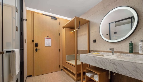 Habitación básica, 1 cama de matrimonio grande