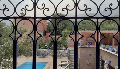 Suite de lujo, vistas a la piscina