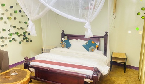 Luxury Double Room, 1 King Bed, Pool View