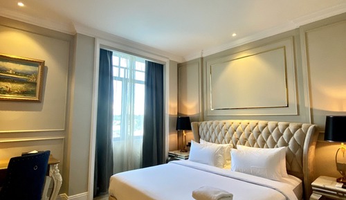 Suite 2 Bedrooms