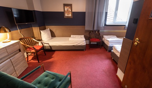 Trójka Hotel Podkowa 2.0