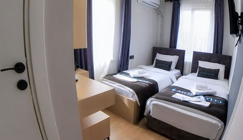 Habitación económica con 2 camas individuales