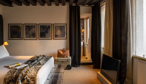 Postvenetian Room