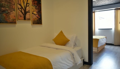 Habitación con 2 camas individuales