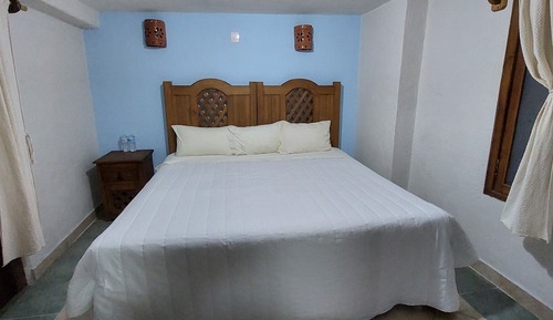 Habitación económica, 1 cama de matrimonio grande