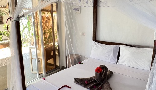 Habitación estándar doble, 1 cama de matrimonio, vistas al jardín