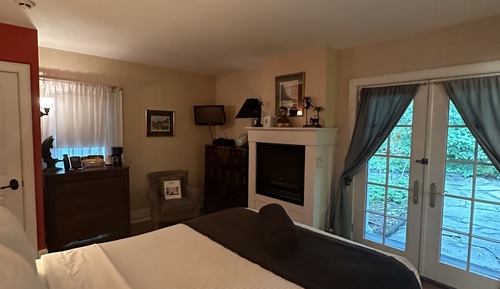 Habitación, 1 cama de matrimonio, chimenea, vistas al jardín
