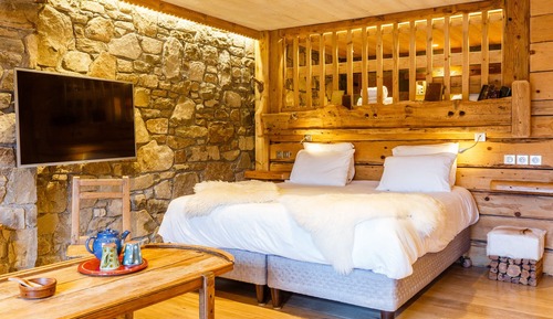 Habitación familiar, 1 cama de matrimonio grande con sofá cama, bañera de hidromasaje