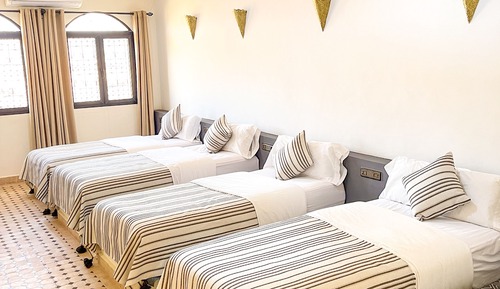 Habitación cuádruple Confort, dormitorio mixto