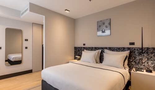 Habitación superior con 1 cama doble o 2 individuales