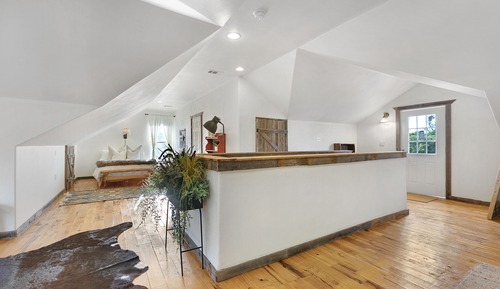 Casa, varias camas, bañera de hidromasaje