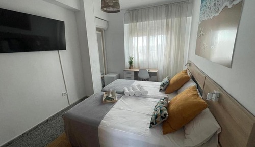 Habitación tradicional con 2 camas individuales