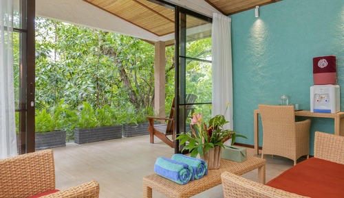 Habitación exclusiva doble, baño privado, vistas al jardín