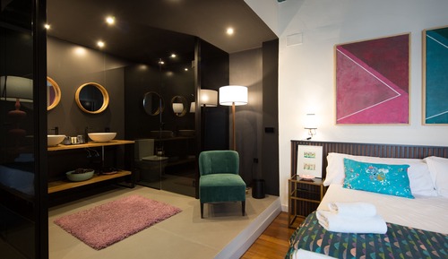 Habitación Deluxe con 1 cama doble o 2 individuales, baño privado